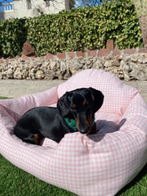 Cargar imagen en el visor de la galería, CAMA VICHY ROSA
